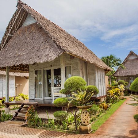 Bay Shore Huts Lembongan Zewnętrze zdjęcie