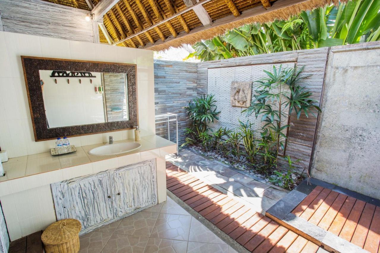 Bay Shore Huts Lembongan Zewnętrze zdjęcie