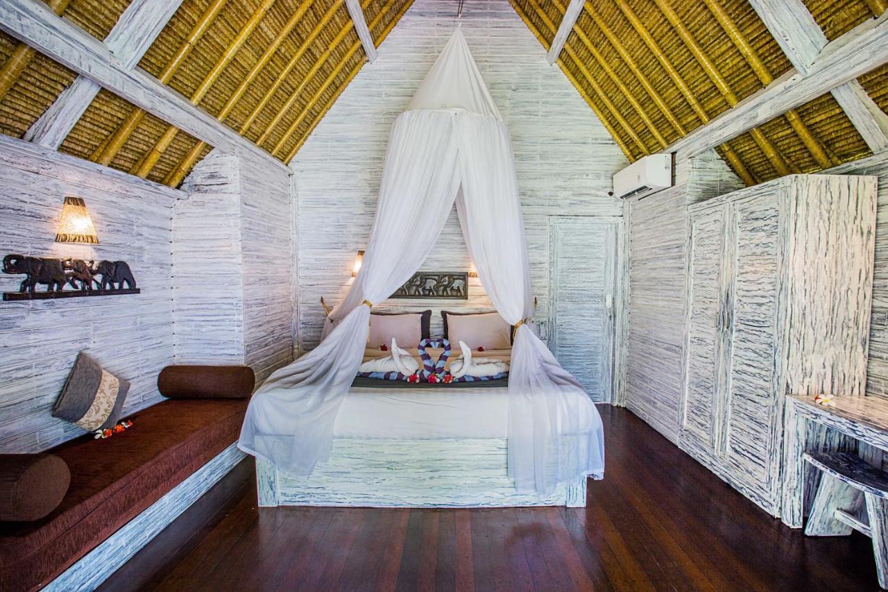 Bay Shore Huts Lembongan Zewnętrze zdjęcie